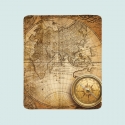Флисовый плед Старый компас на карте