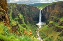 Водопад Малецуняне в Лесото, Африка 